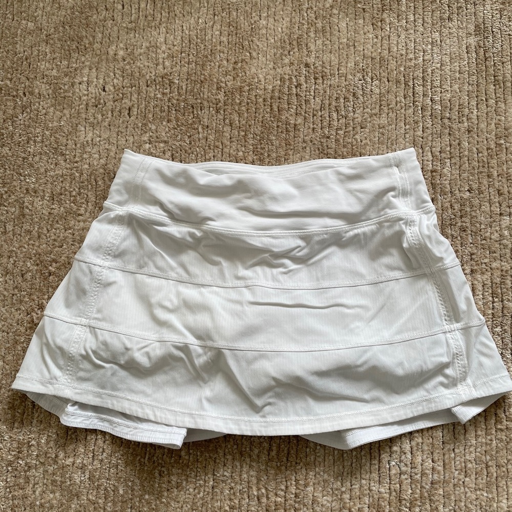 Lululemon pace rival skirt